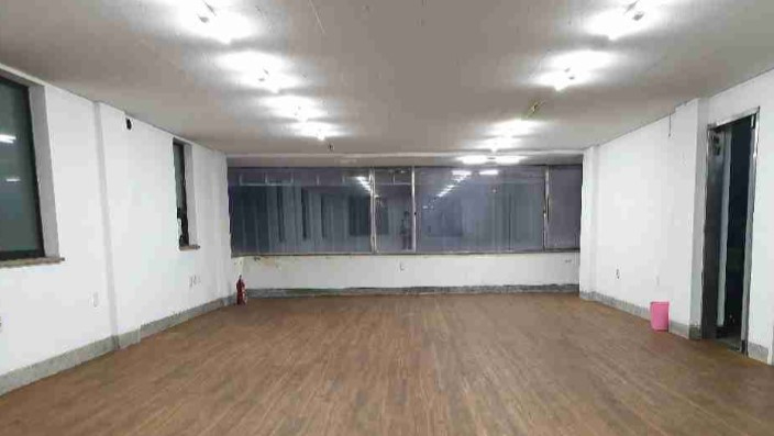 부산광역시 동구 초량동 사무실 - 1