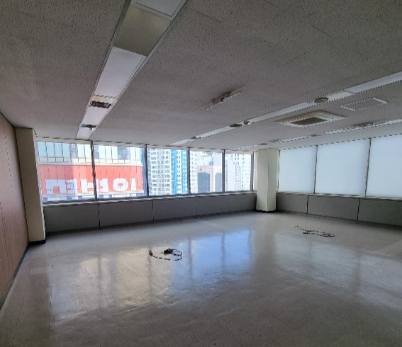 부산광역시 부산진구 부전동 사무실 - 1