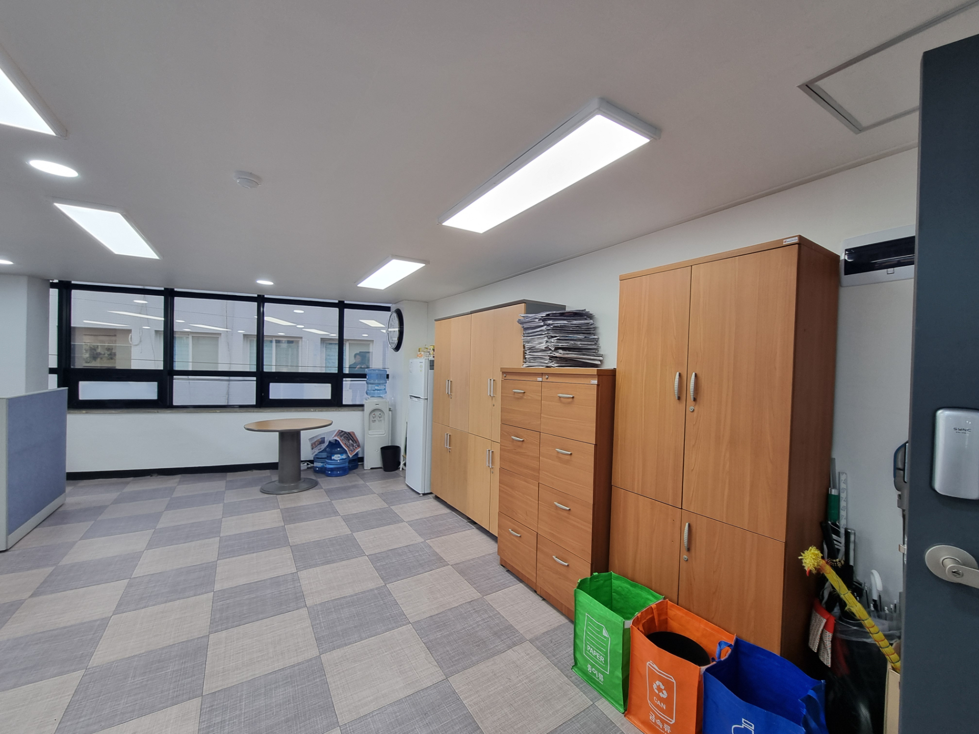 부산광역시 중구 중앙동4가 사무실 썸네일 4