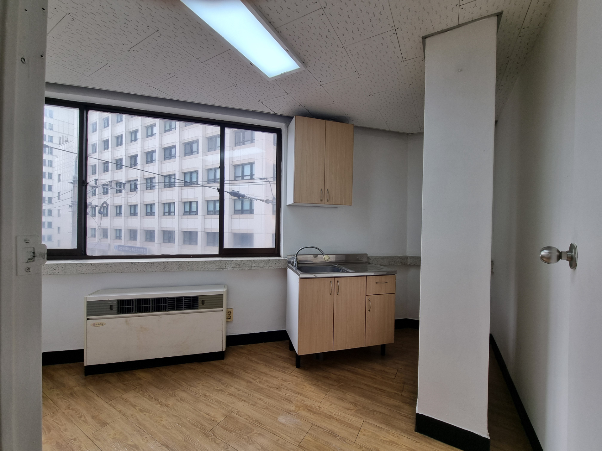 부산광역시 동구 초량동 사무실 썸네일 6