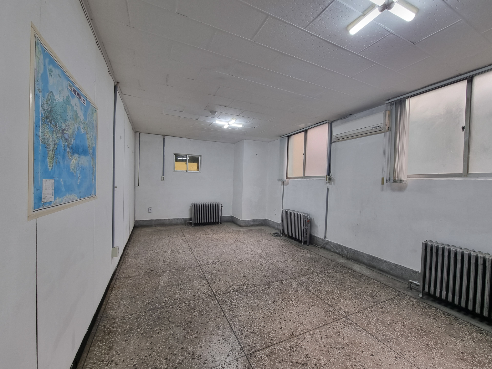 부산광역시 동구 초량동 사무실 - 1