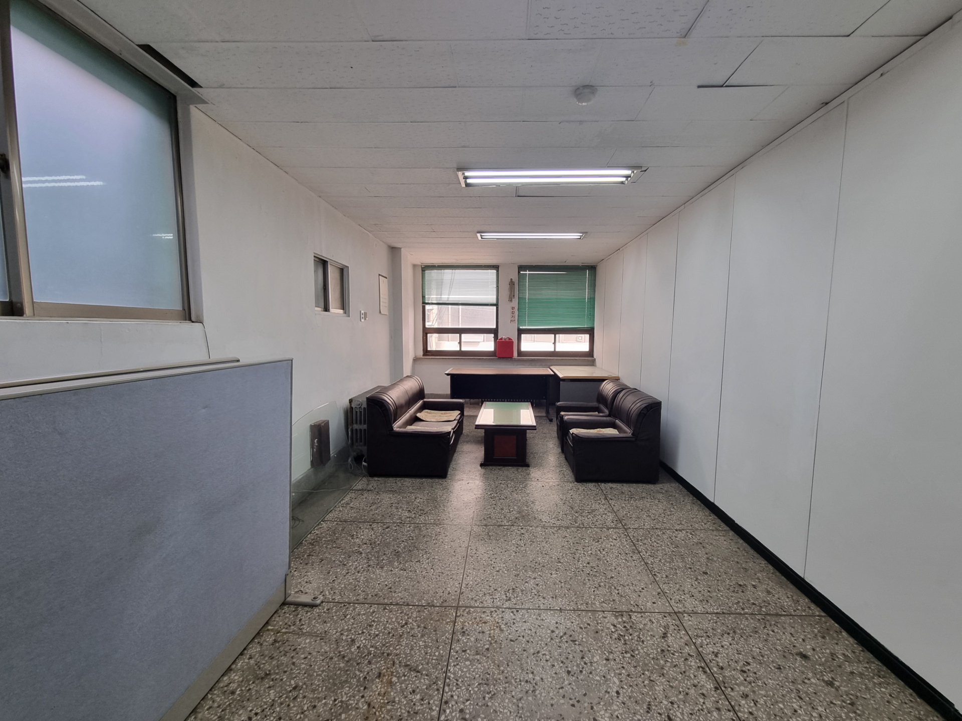 부산광역시 동구 초량동 사무실 썸네일 2