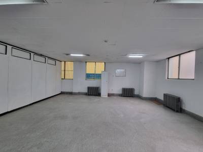 부산광역시 동구 초량동 1204-13   사무실