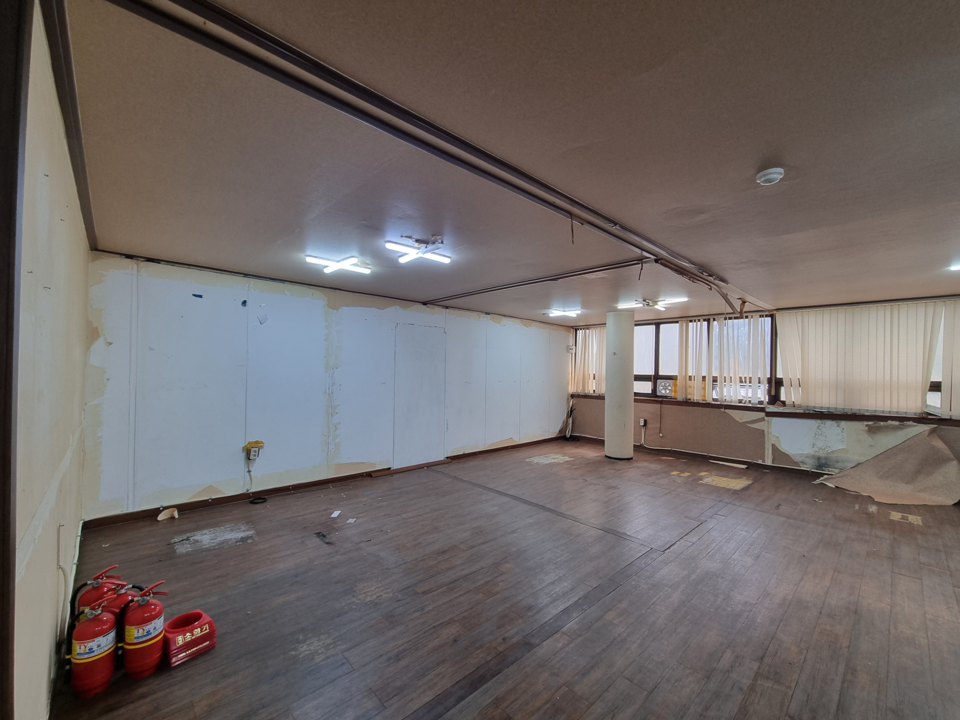 부산광역시 동구 초량동 사무실 썸네일 3