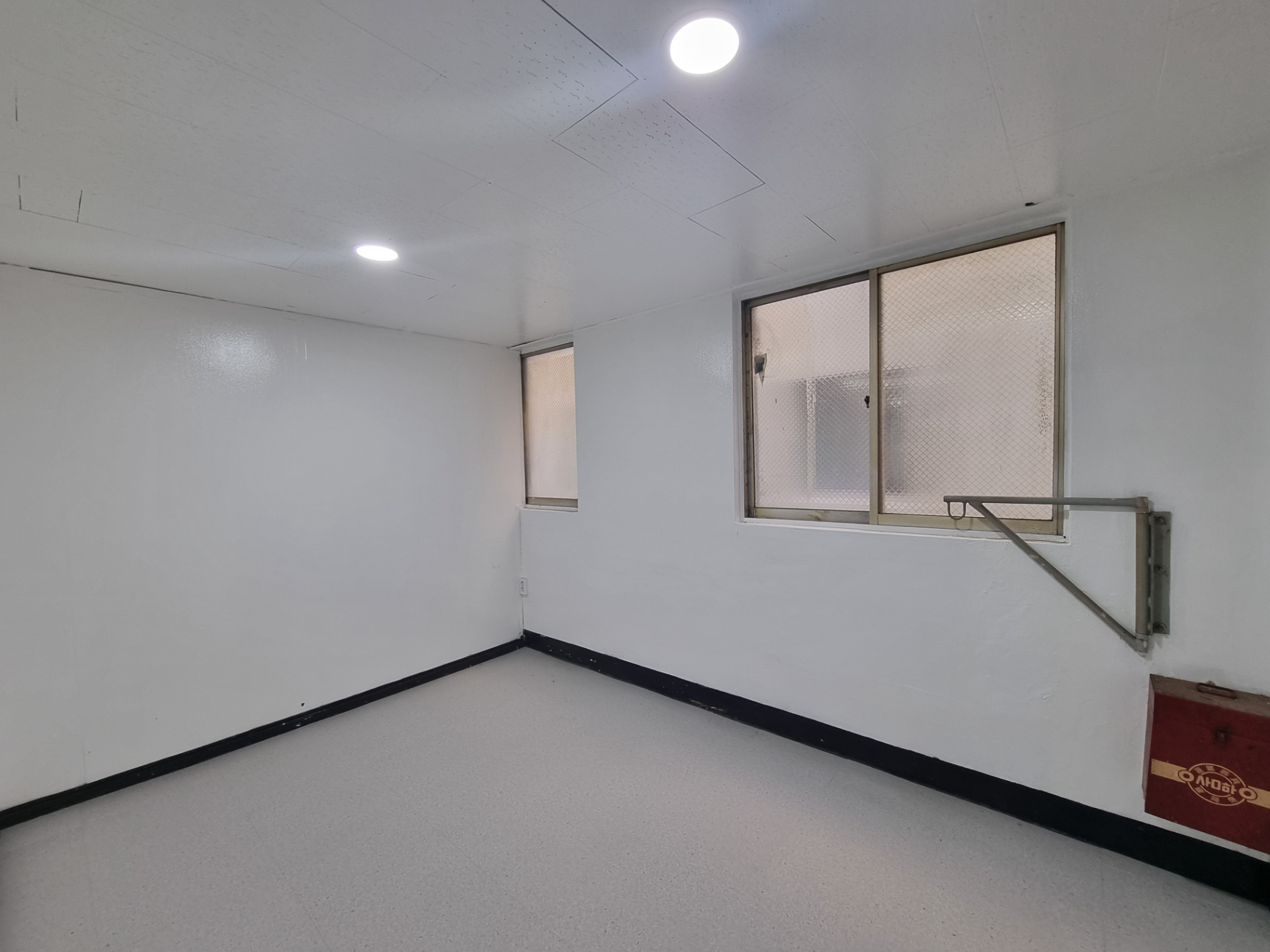 부산광역시 중구 중앙동4가 사무실 썸네일 4