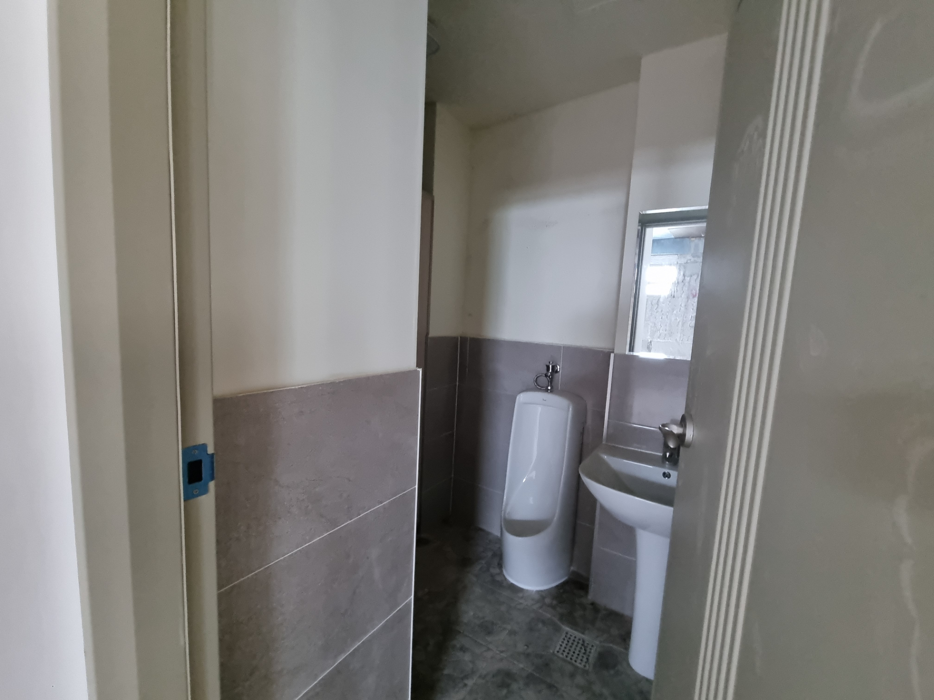 부산광역시 동구 초량동 사무실 썸네일 7