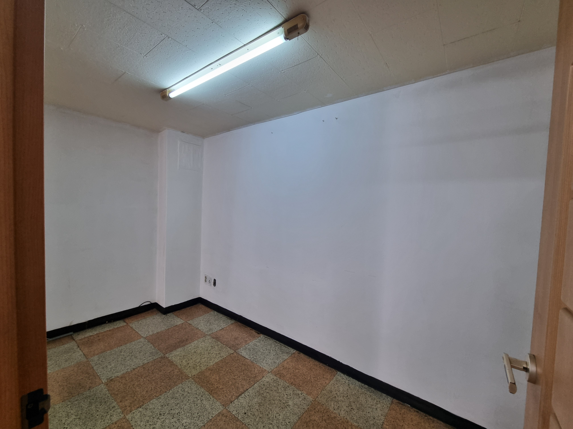 부산광역시 동구 초량동 사무실 썸네일 4