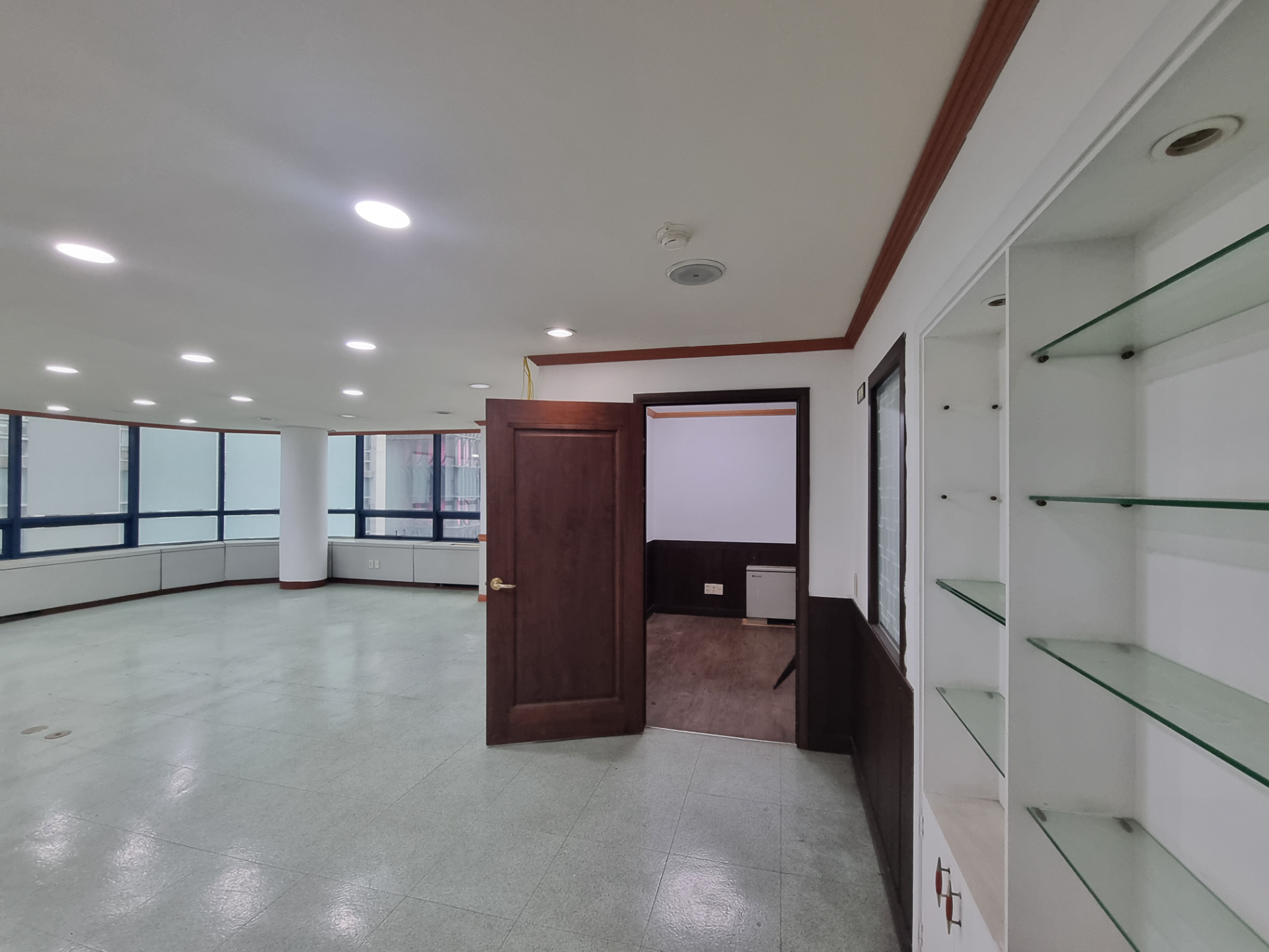 부산광역시 동구 초량동 사무실 썸네일 2