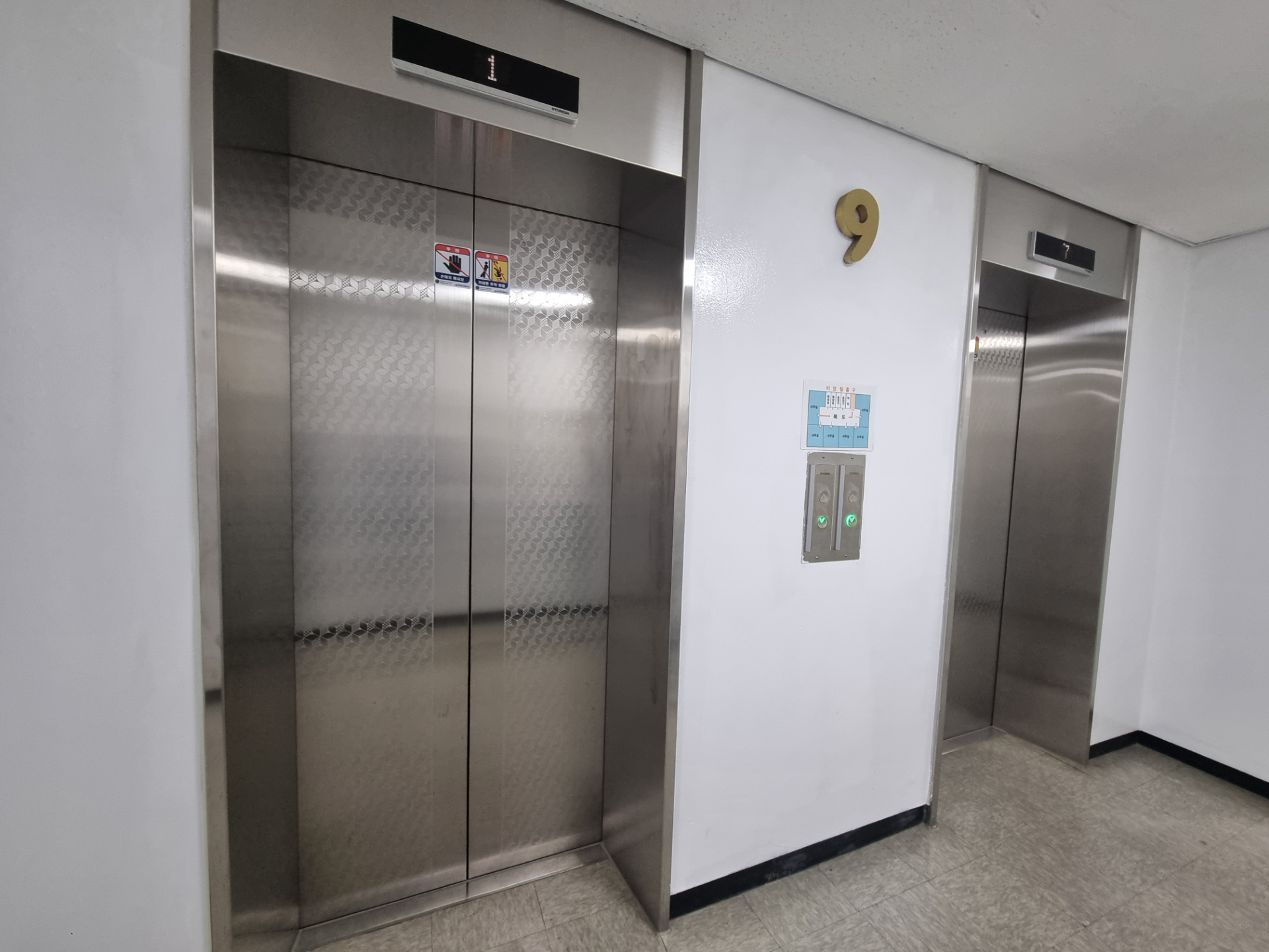 부산광역시 동구 초량동 사무실 썸네일 6