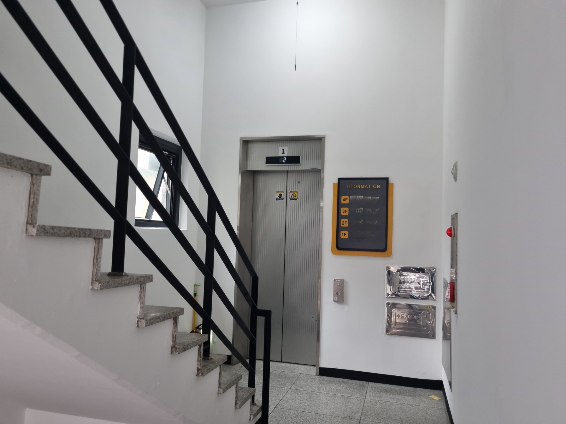 부산광역시 남구 대연동 상가 썸네일 8