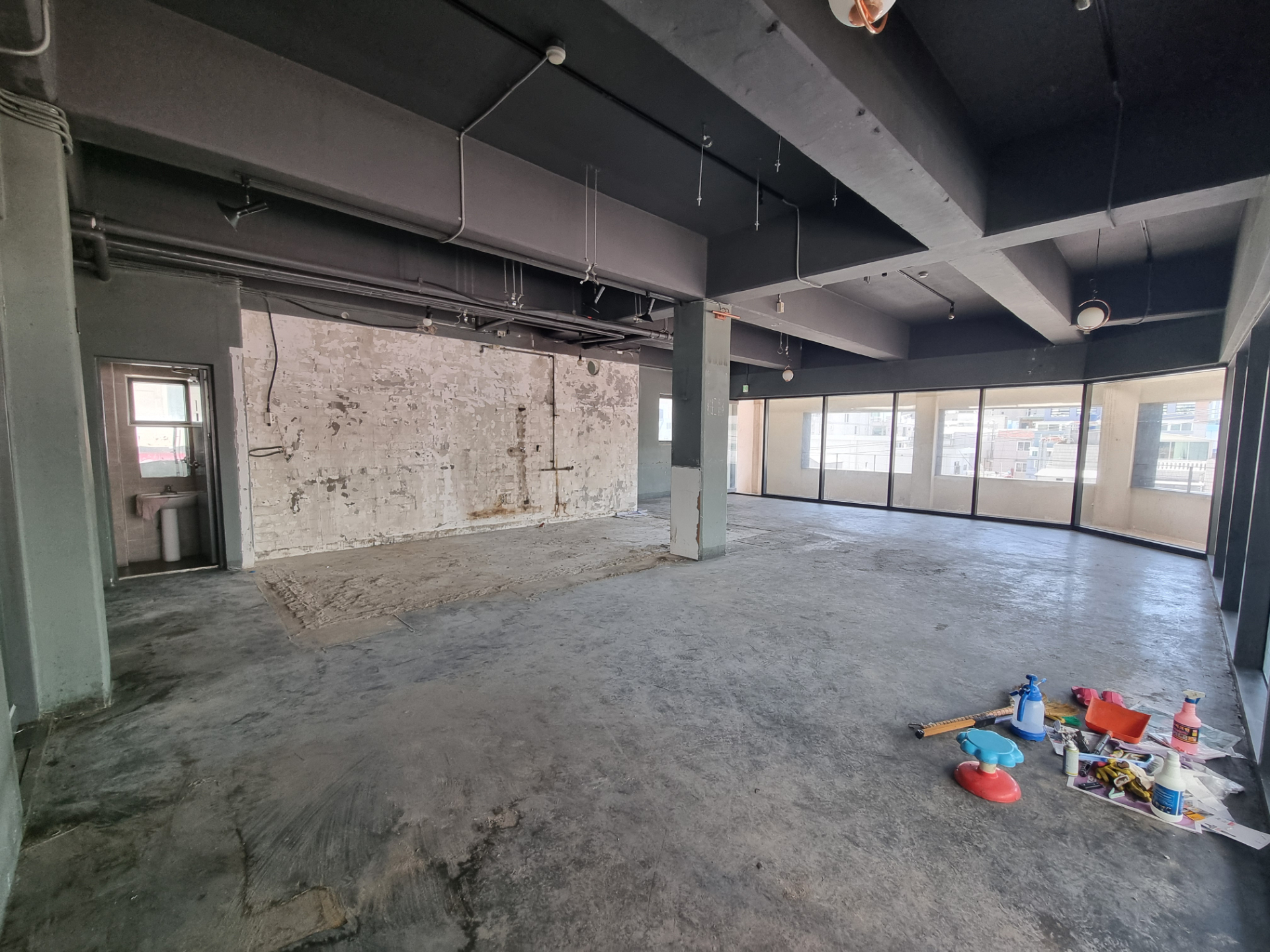 부산광역시 남구 대연동 상가 썸네일 2