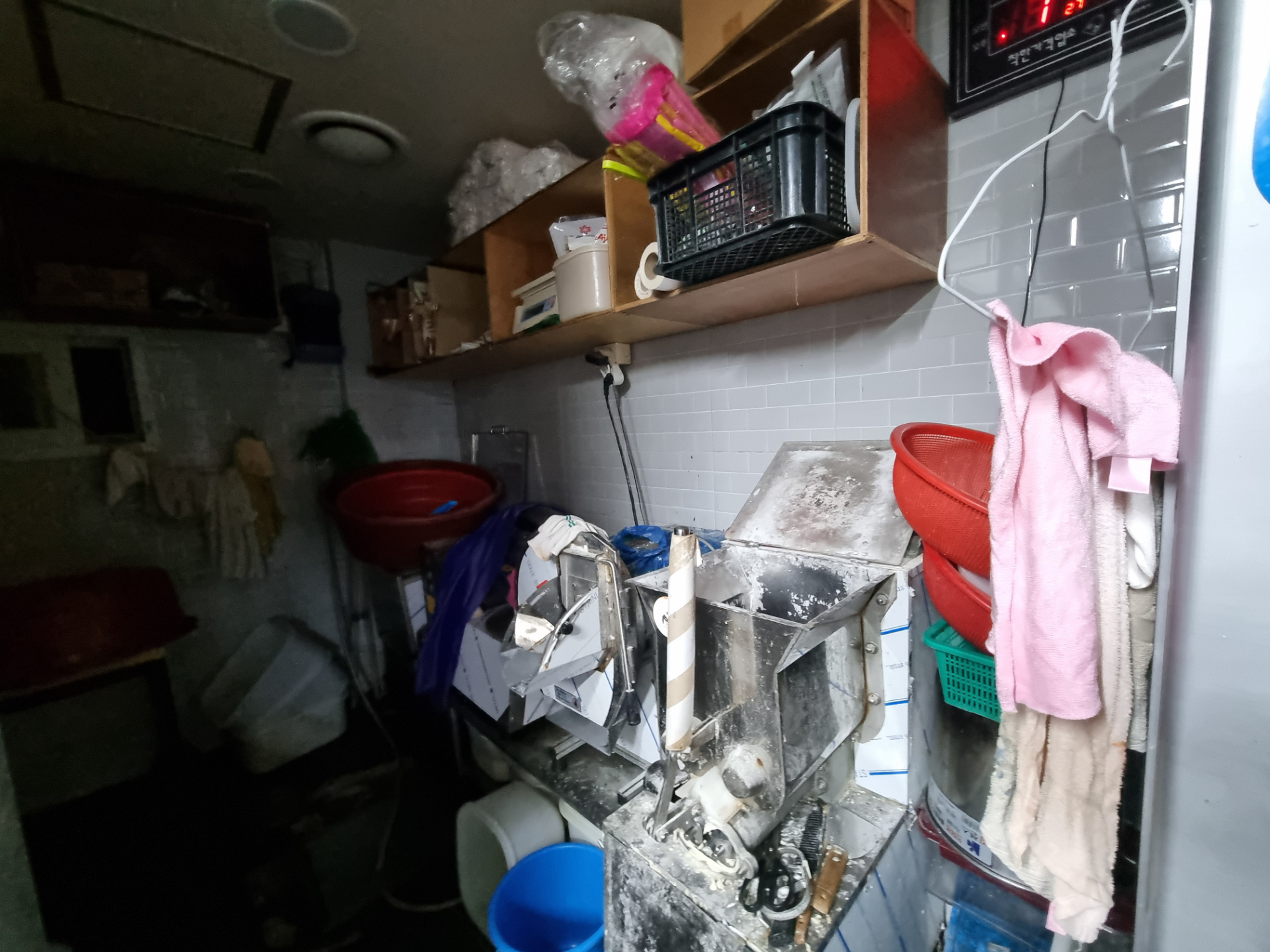 부산광역시 중구 중앙동3가 상가 썸네일 6