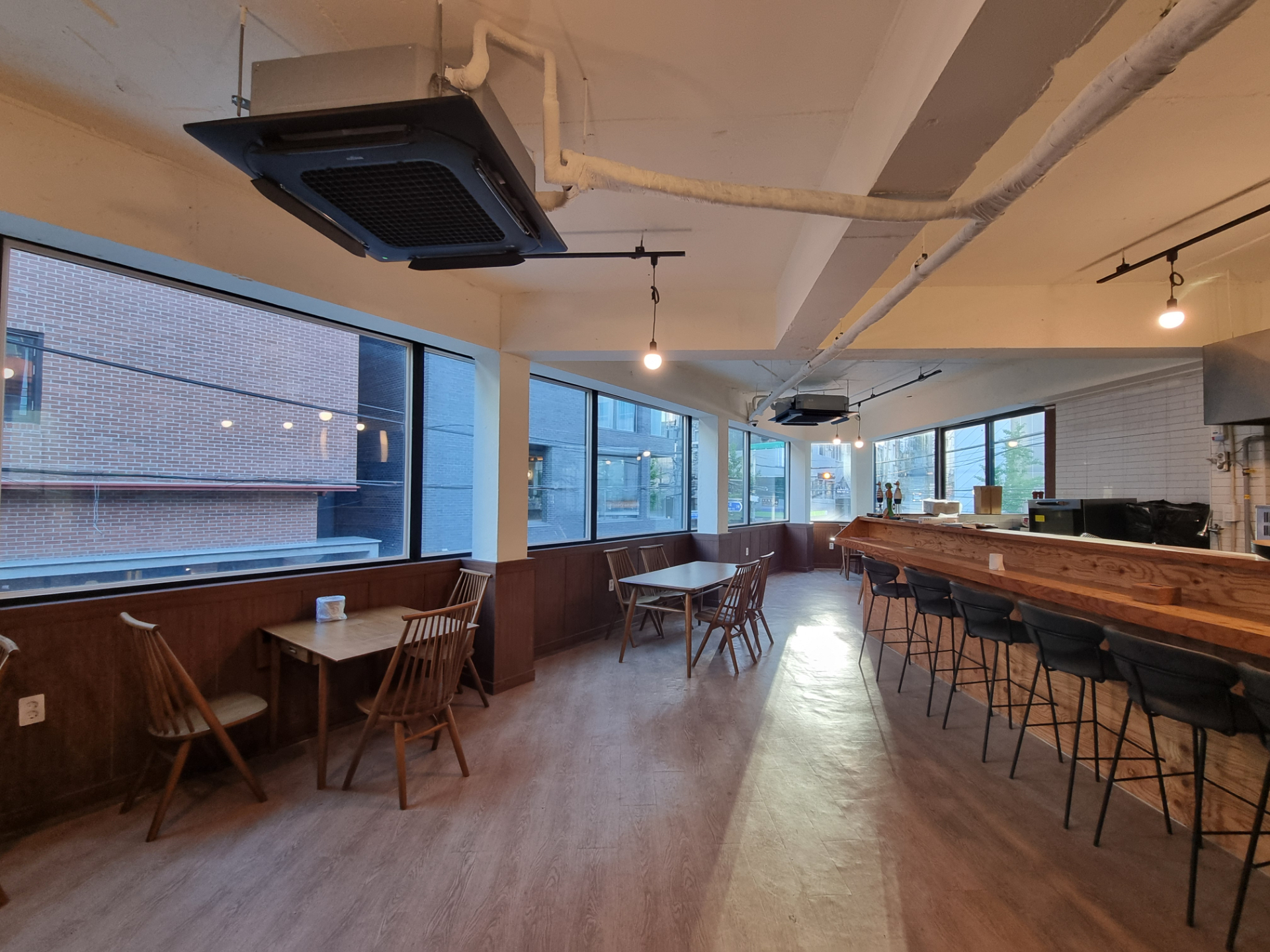 부산광역시 중구 중앙동5가 상가 - 1