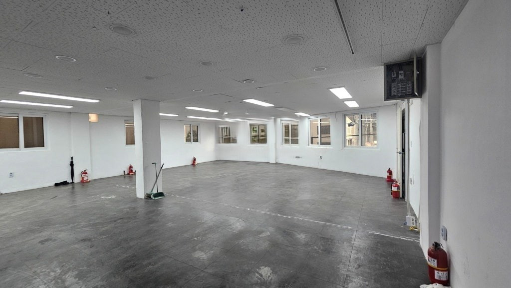 부산광역시 연제구 연산동 상가 썸네일 2