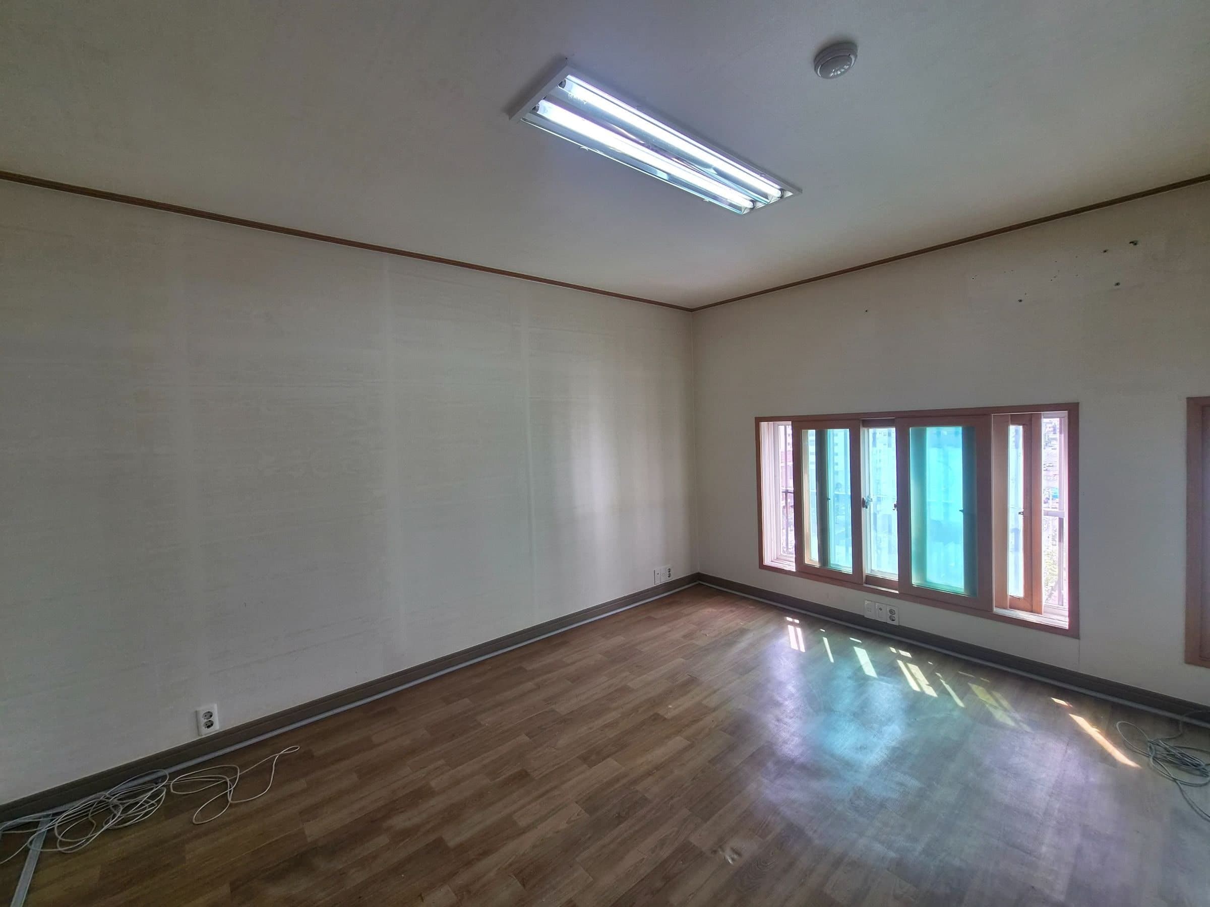 부산광역시 부산진구 전포동 사무실 썸네일 3