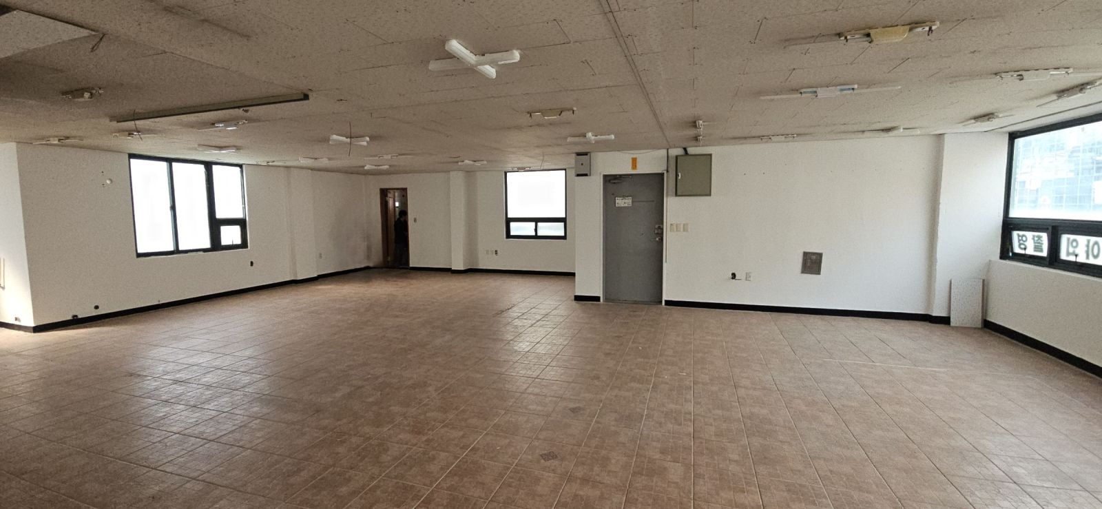 부산광역시 동구 수정동 사무실 썸네일 5