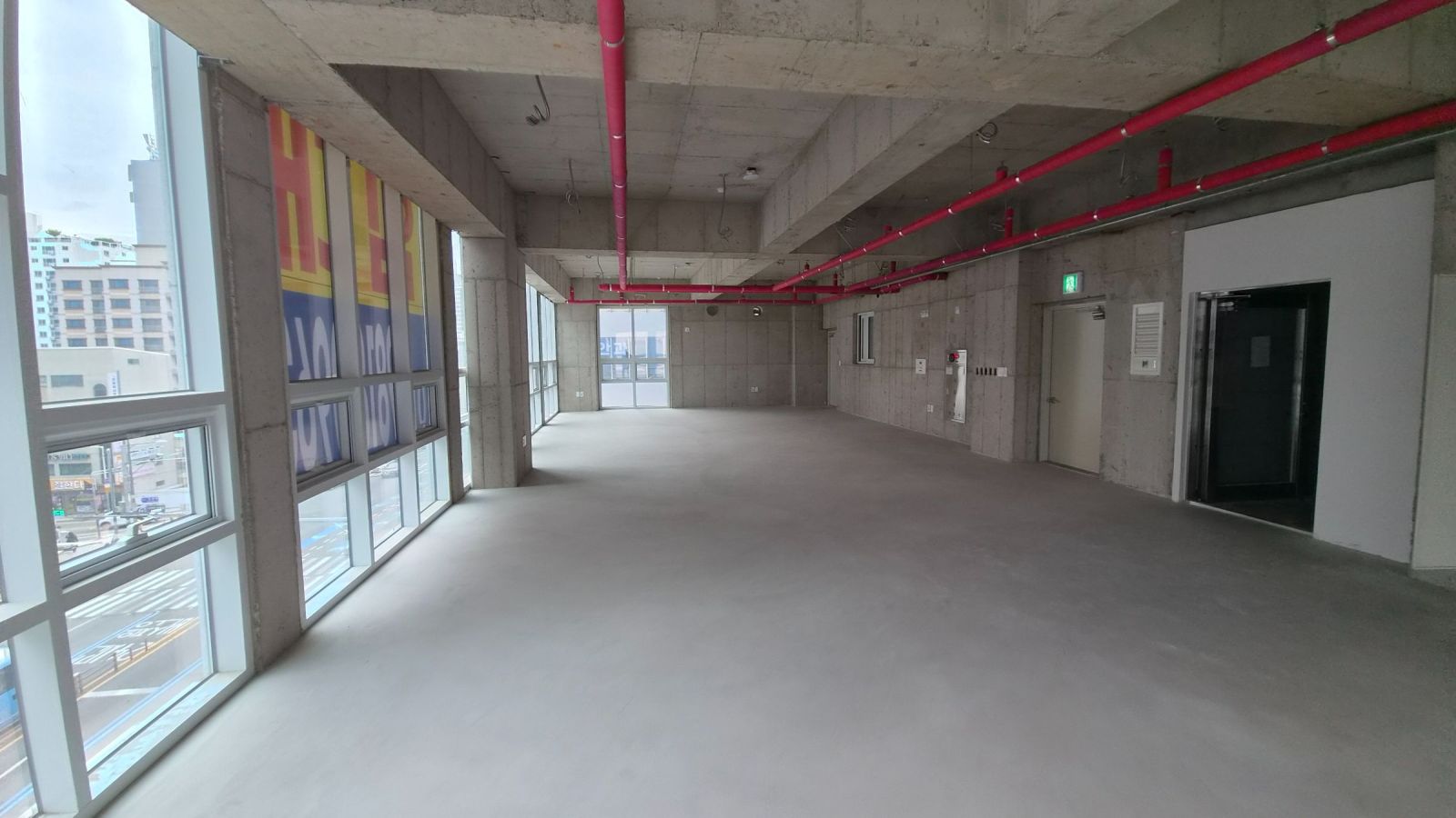 부산광역시 연제구 연산동 사무실 - 1