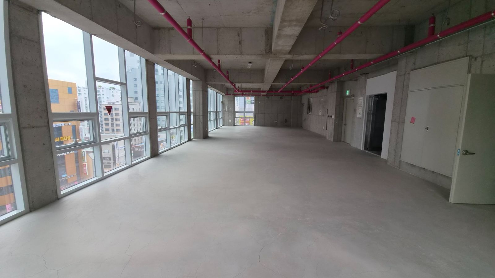 부산광역시 연제구 연산동 사무실 - 1