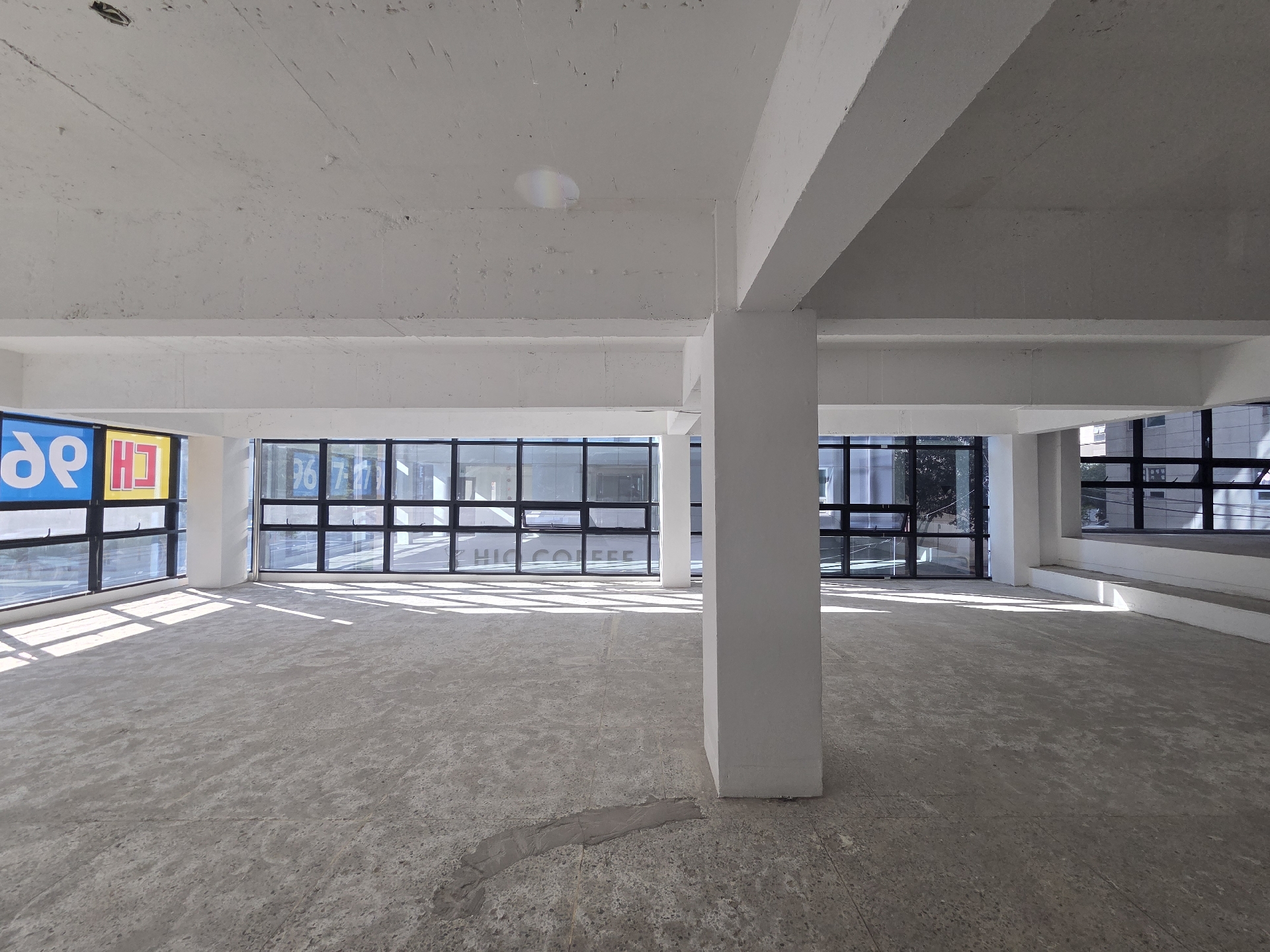 부산광역시 부산진구 부전동 상가 - 1