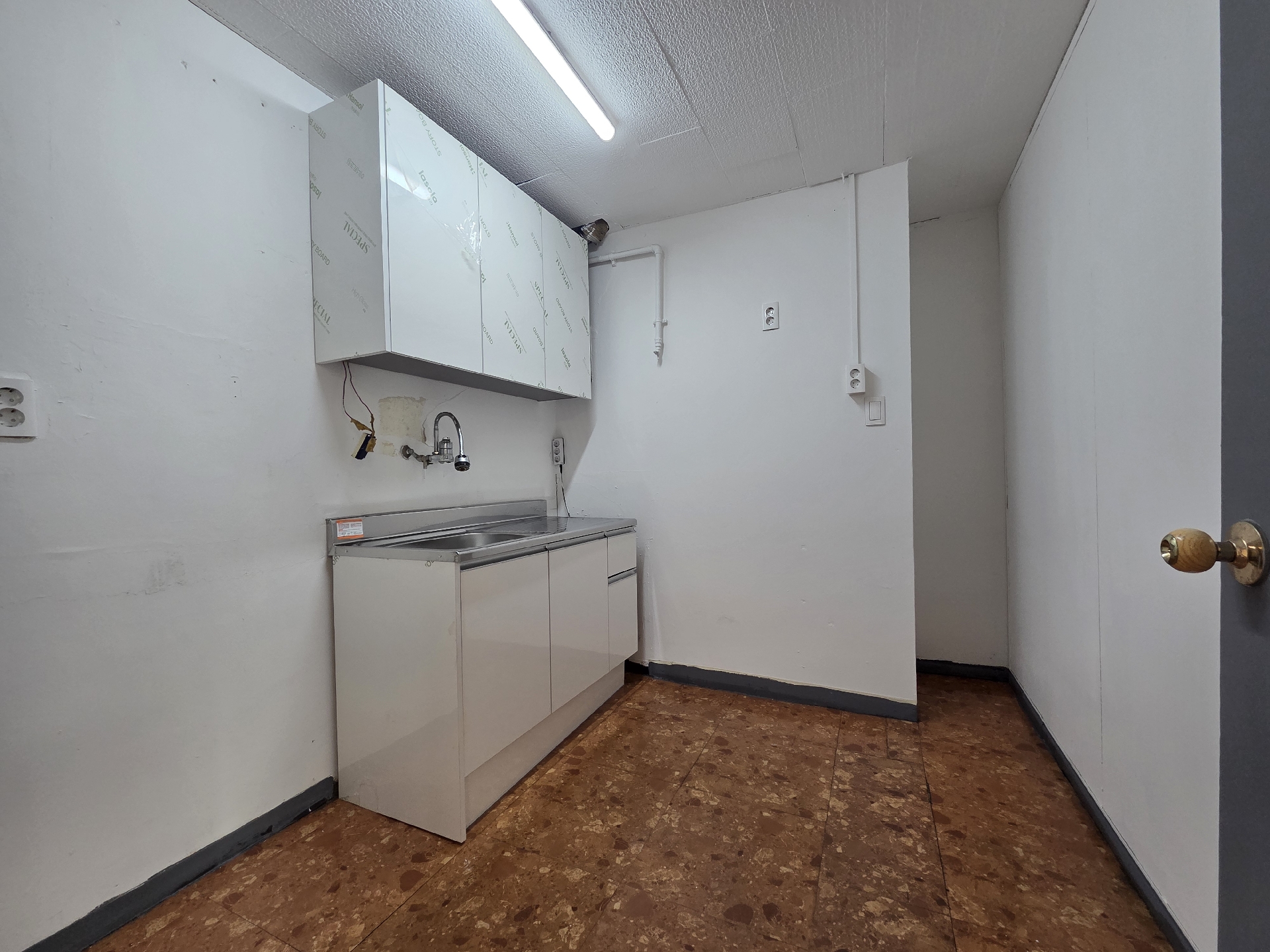 부산광역시 동구 범일동 사무실 썸네일 6