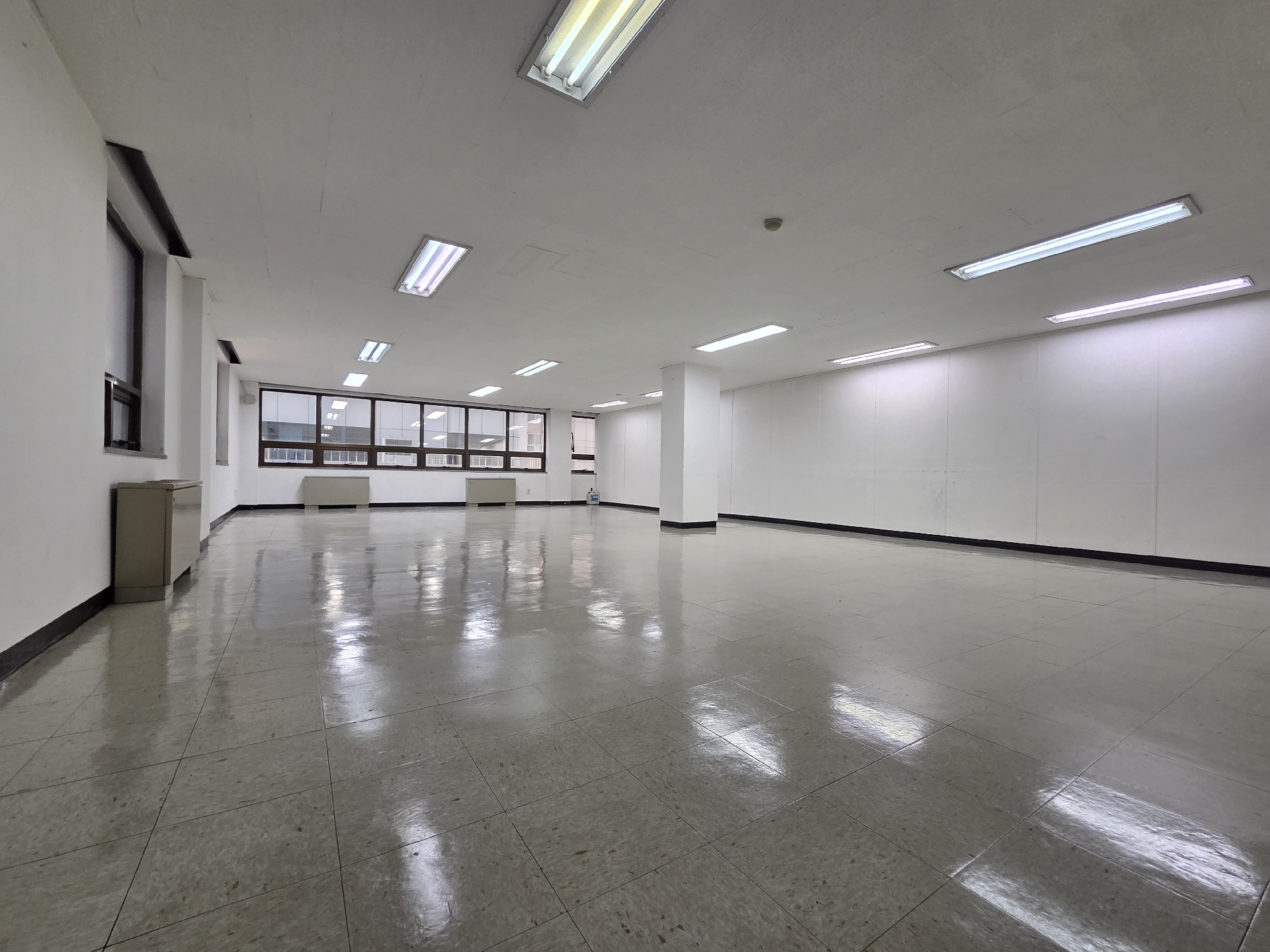 부산광역시 동구 초량동 사무실 썸네일 2