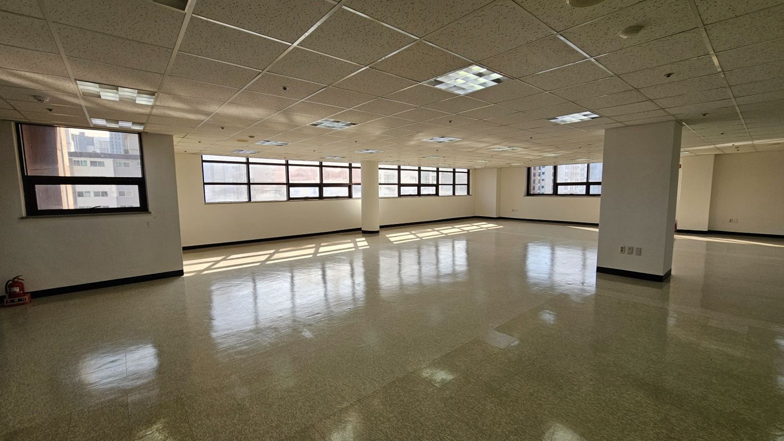 부산광역시 부산진구 양정동 사무실 썸네일 3