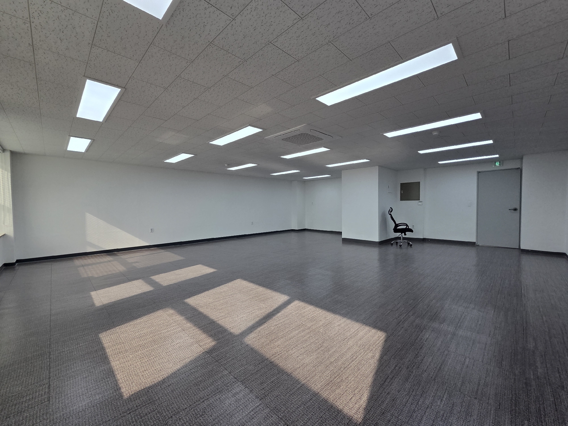 부산광역시 동구 범일동 사무실 - 1