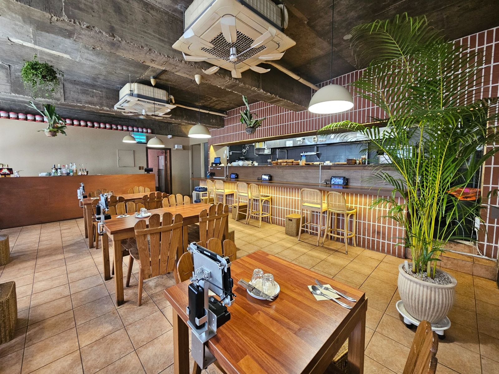 부산광역시 부산진구 전포동 상가 - 1