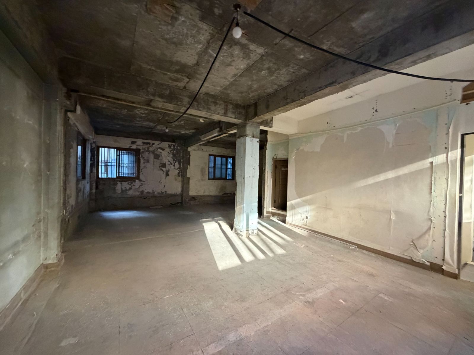 부산광역시 부산진구 부전동 상가 - 1