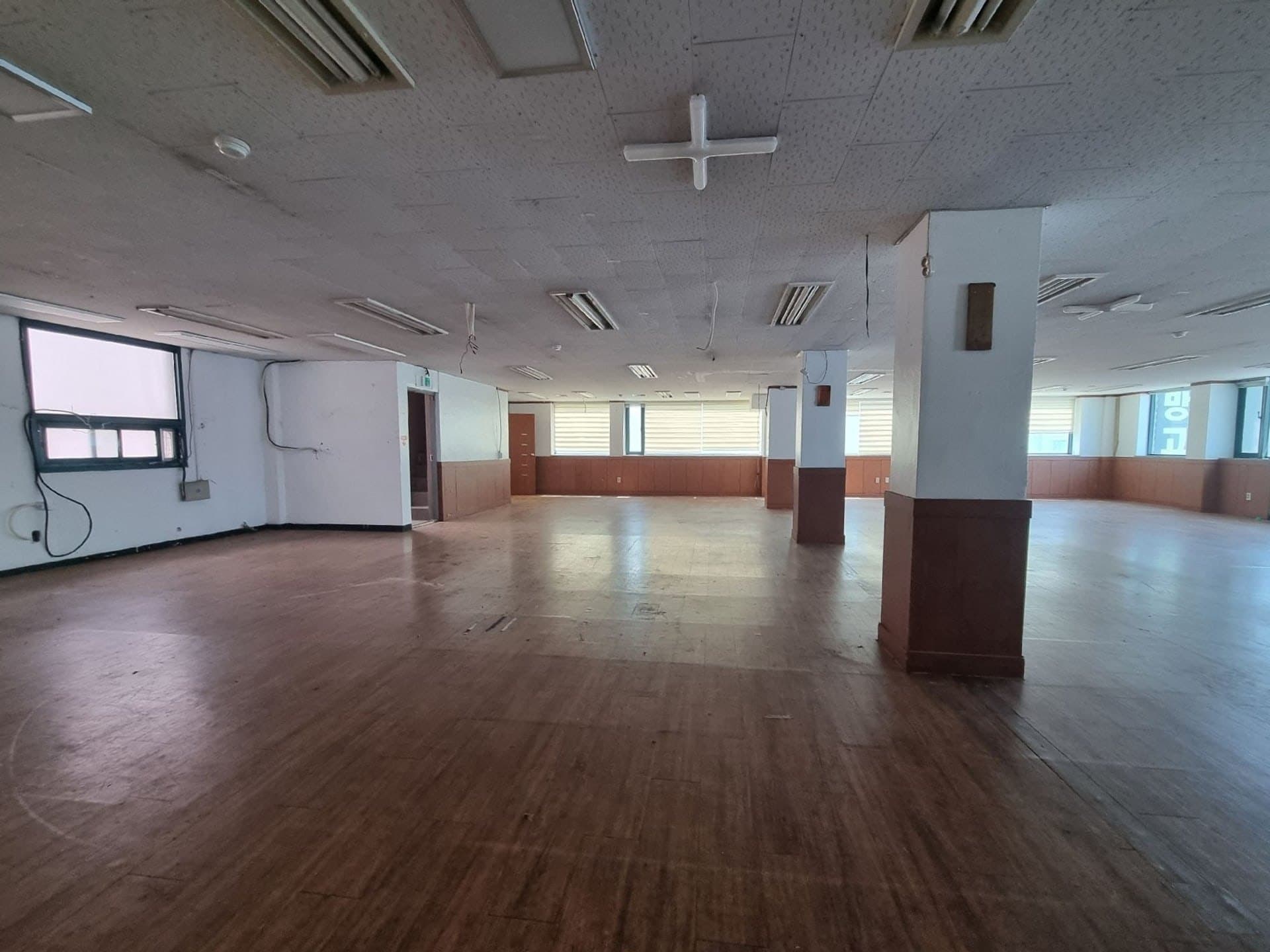 부산광역시 동구 범일동 사무실 썸네일 3