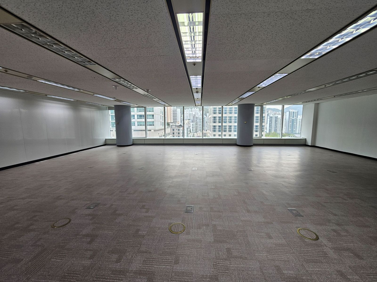 부산광역시 연제구 연산동 사무실 - 1