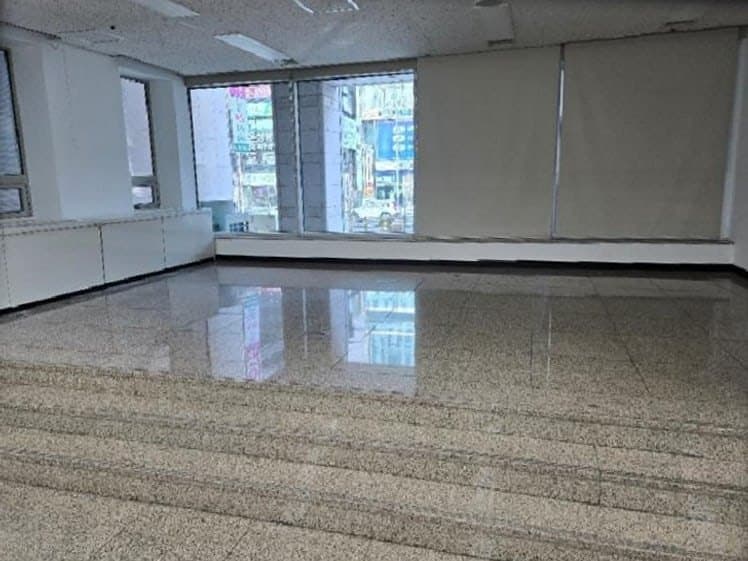 부산광역시 연제구 연산동 사무실 썸네일 2