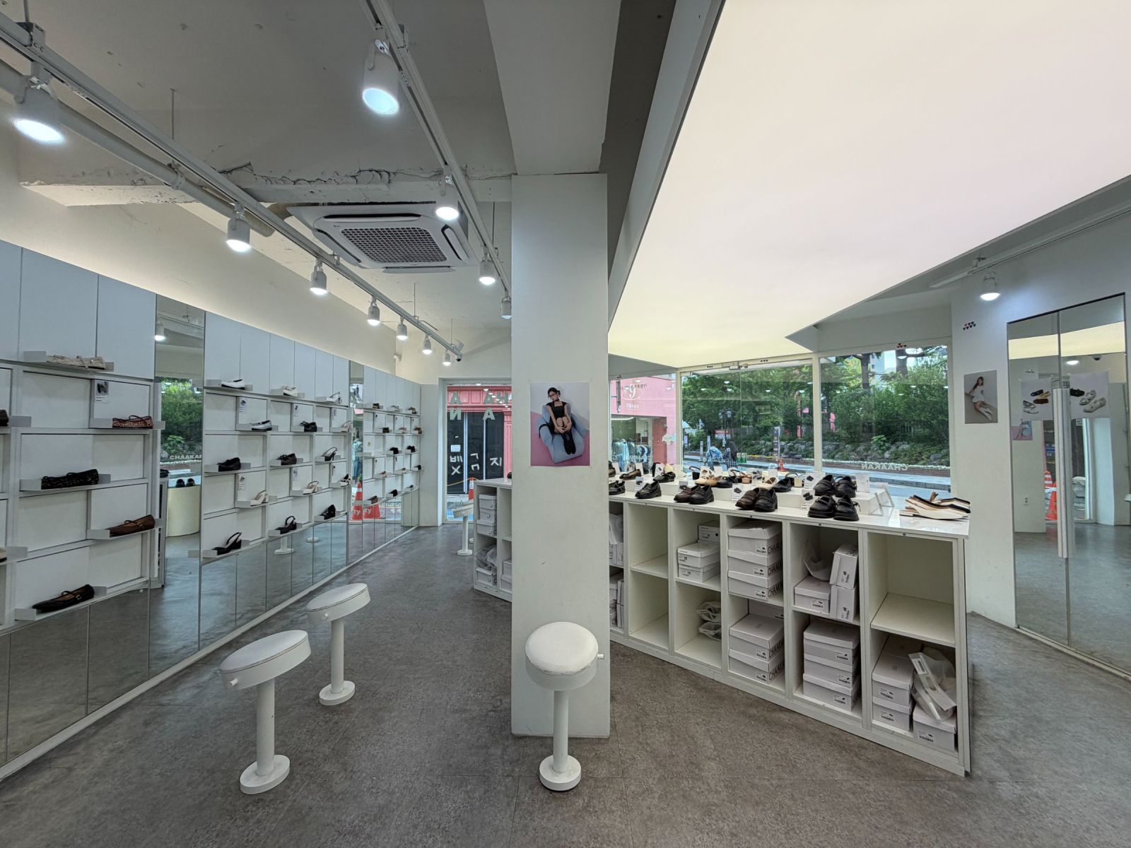 부산광역시 부산진구 전포동 상가 - 1