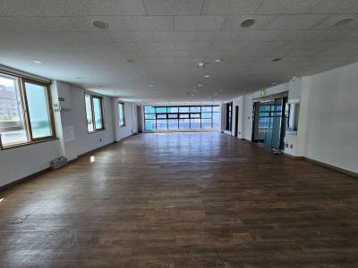 부산광역시 수영구 광안동 98-5   사무실