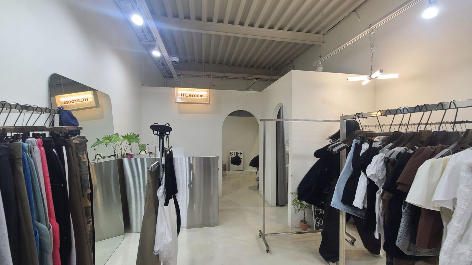 부산광역시 부산진구 전포동 상가 - 1