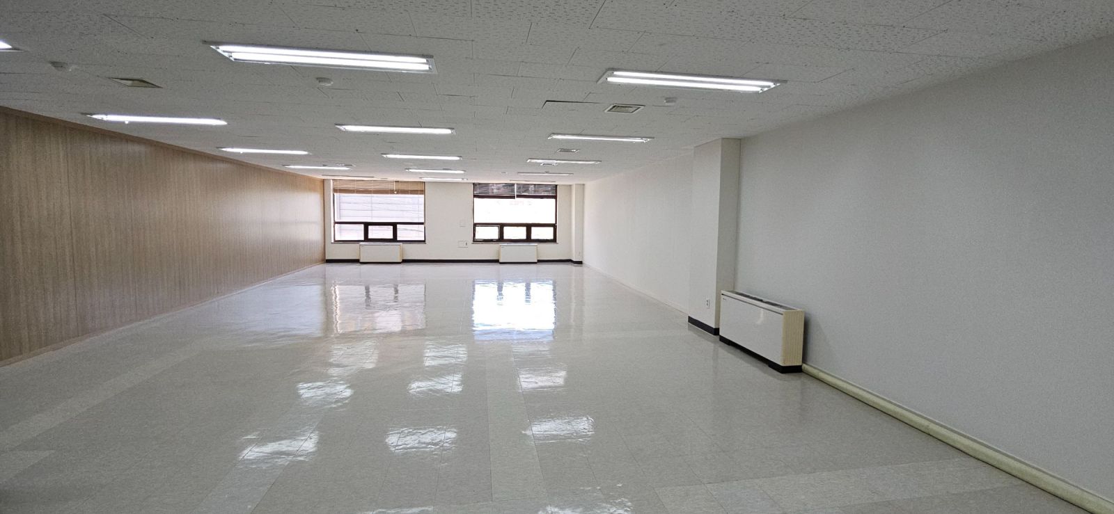 부산광역시 연제구 거제동 사무실 - 1