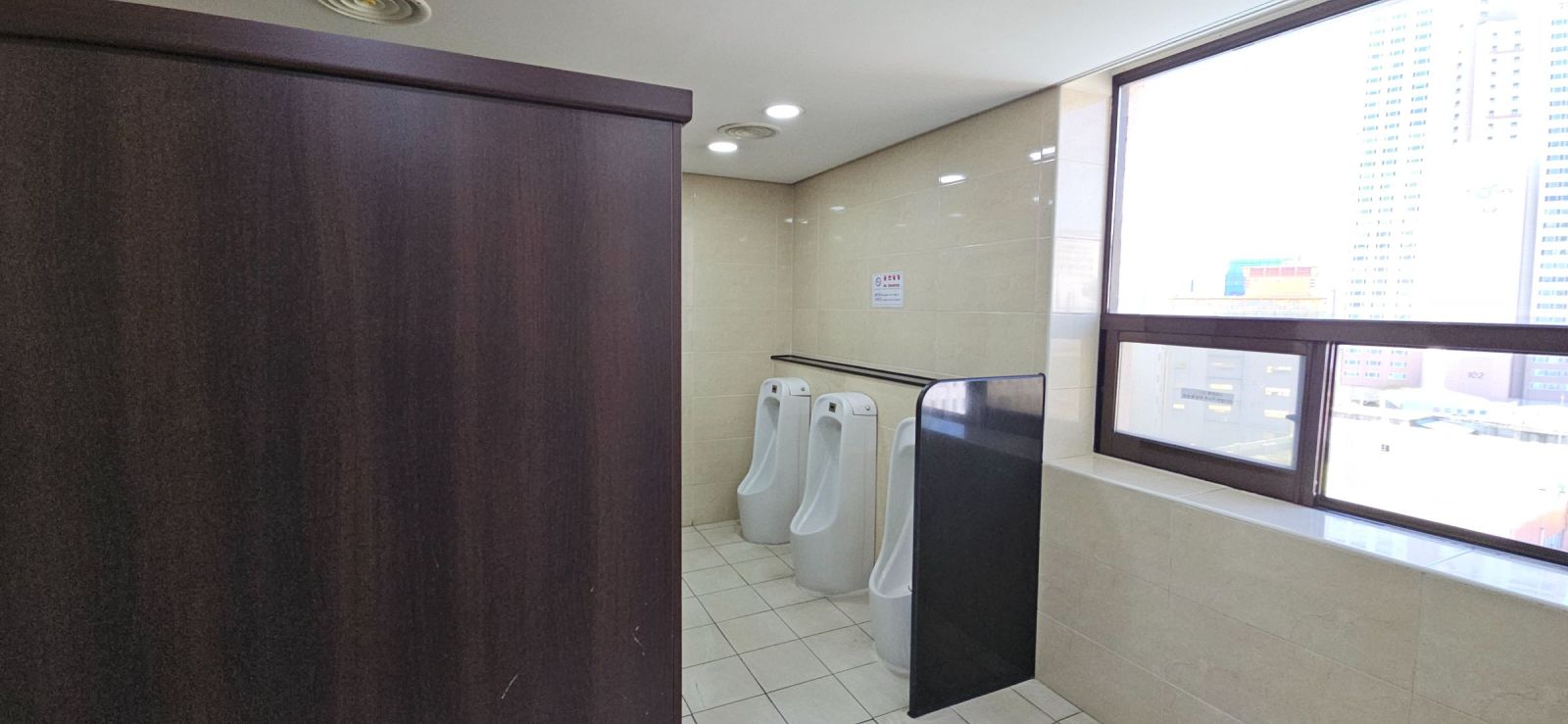 부산광역시 연제구 거제동 사무실 썸네일 7