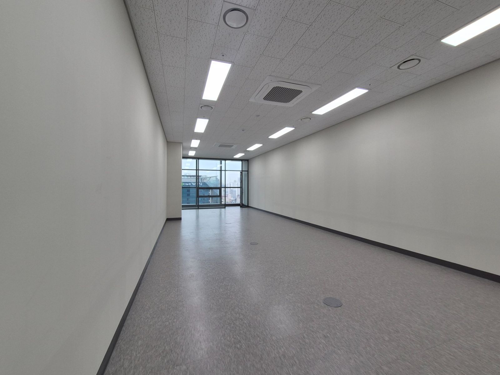 부산광역시 남구 문현동 사무실 썸네일 2