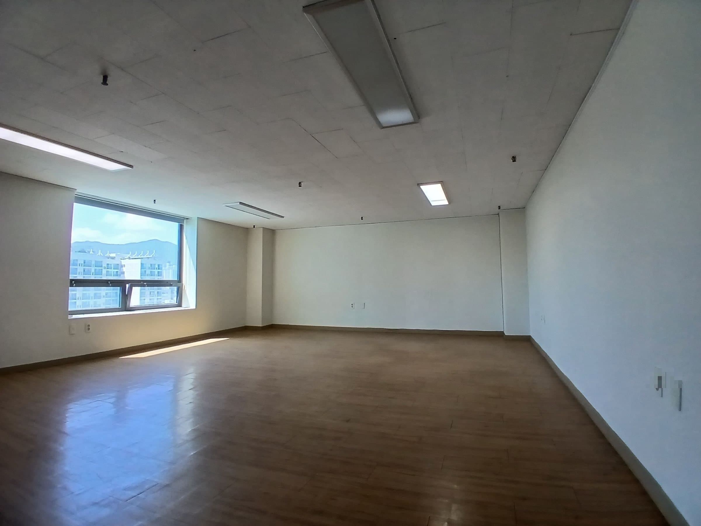 부산광역시 부산진구 전포동 사무실 썸네일 2