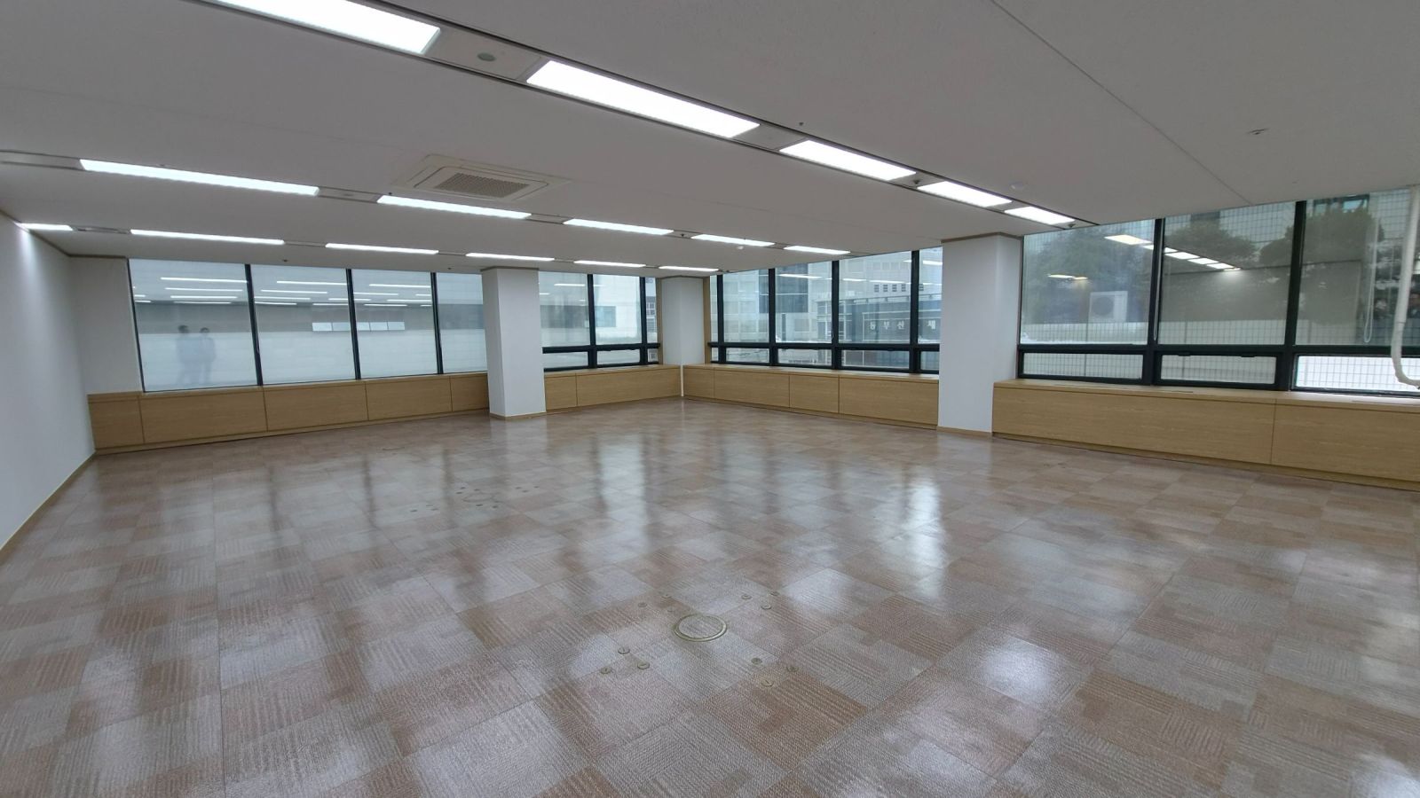 부산광역시 동구 범일동 사무실 썸네일 2