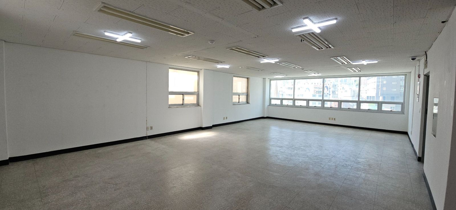 부산광역시 동래구 온천동 사무실 썸네일 4