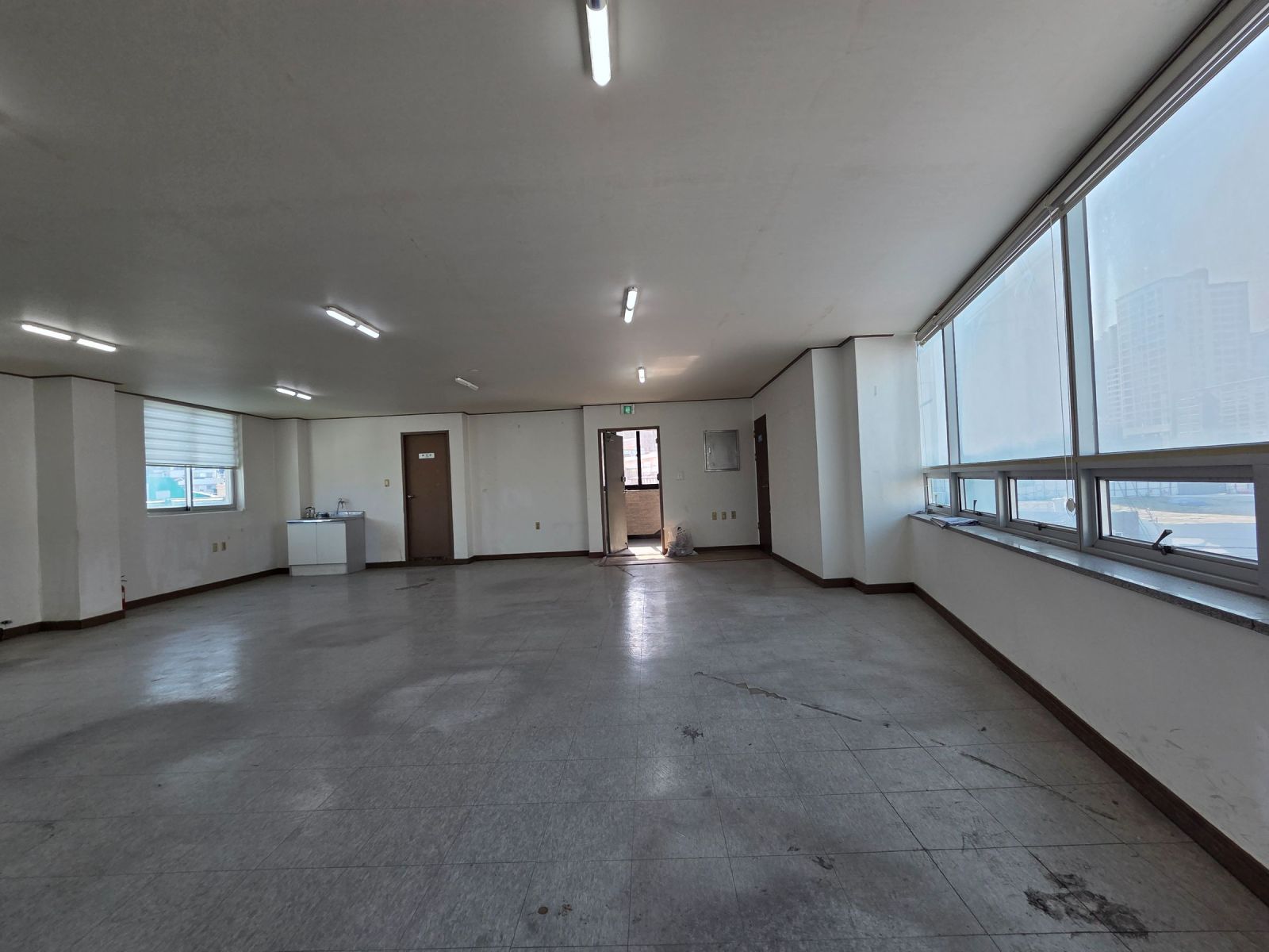 부산광역시 남구 대연동 상가 썸네일 5