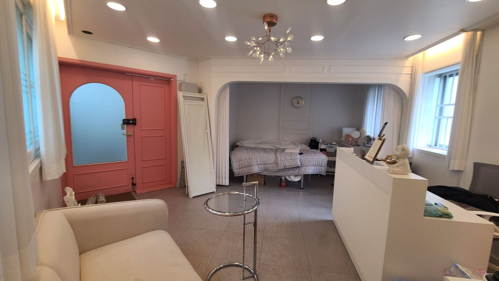 부산광역시 부산진구 전포동 상가 - 1