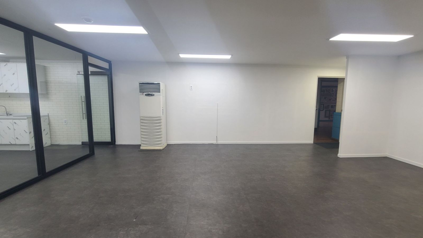 부산광역시 연제구 연산동 사무실 썸네일 3