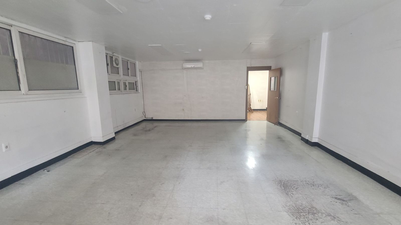 부산광역시 연제구 연산동 사무실 썸네일 2