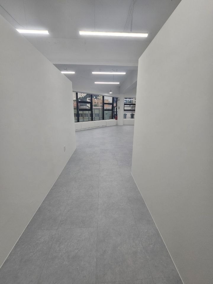 부산광역시 동구 범일동 사무실 썸네일 2