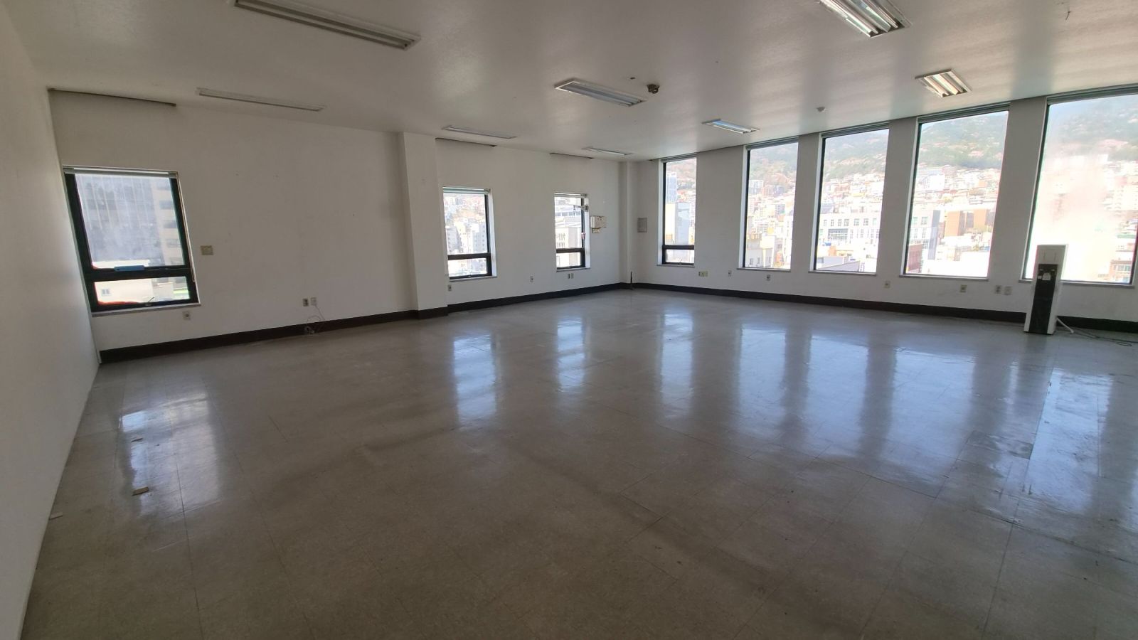 부산광역시 동구 수정동 사무실 썸네일 4