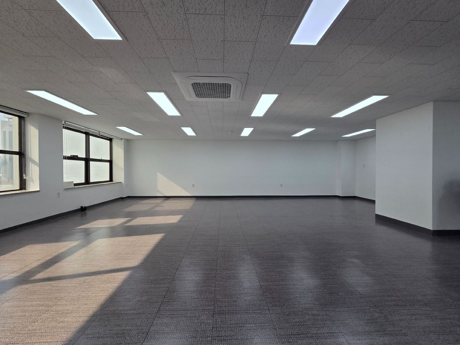 부산광역시 동구 범일동 사무실 - 1