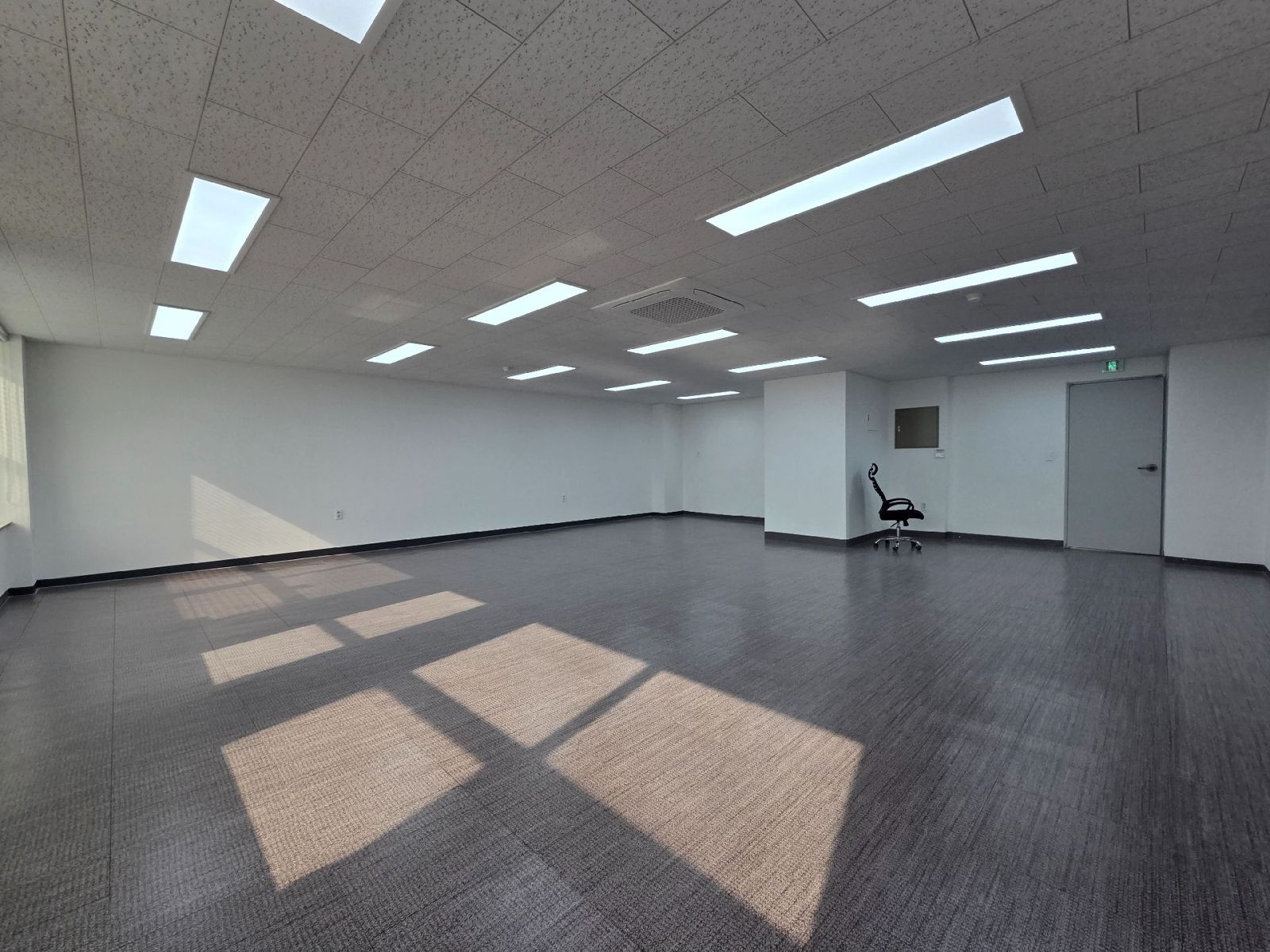 부산광역시 동구 범일동 사무실 썸네일 3