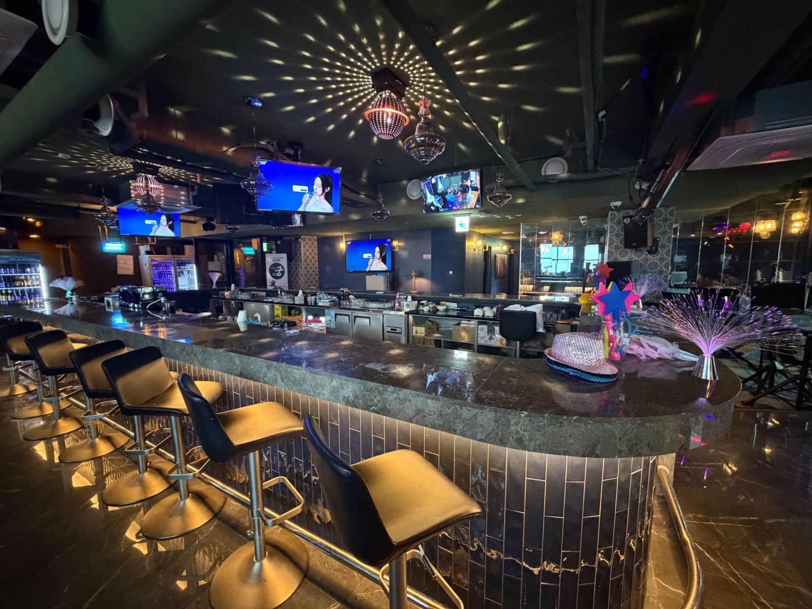 부산광역시 부산진구 부전동 상가 - 1